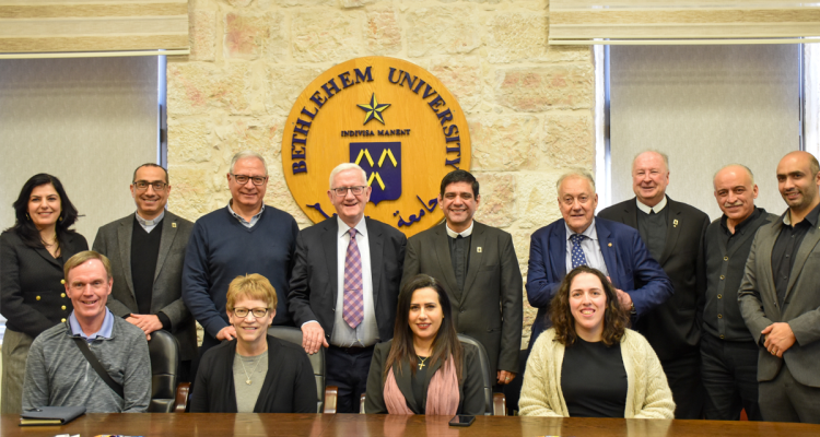 الزيارة التضامنية للجنة الأراضي المقدسة