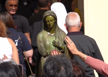 En la fiesta de Nuestra Señora de Palestina, la fragancia de las oraciones se eleva desde Deir Rafat