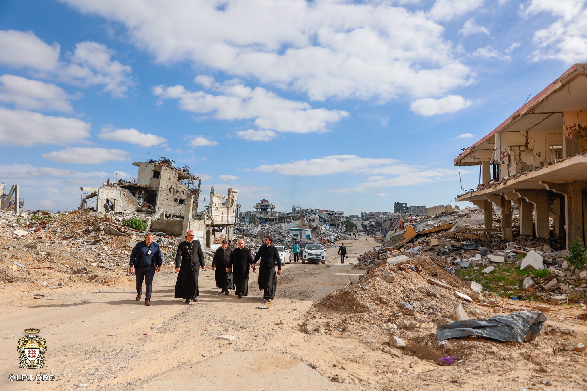 Le cardinal Pizzaballa célèbre Noël à Gaza : « Ensemble, nous reconstruirons tout »