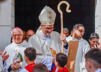 Cardinal Pizzaballa celebrates Christmas in Gaza: “Together, we will rebuild everything”