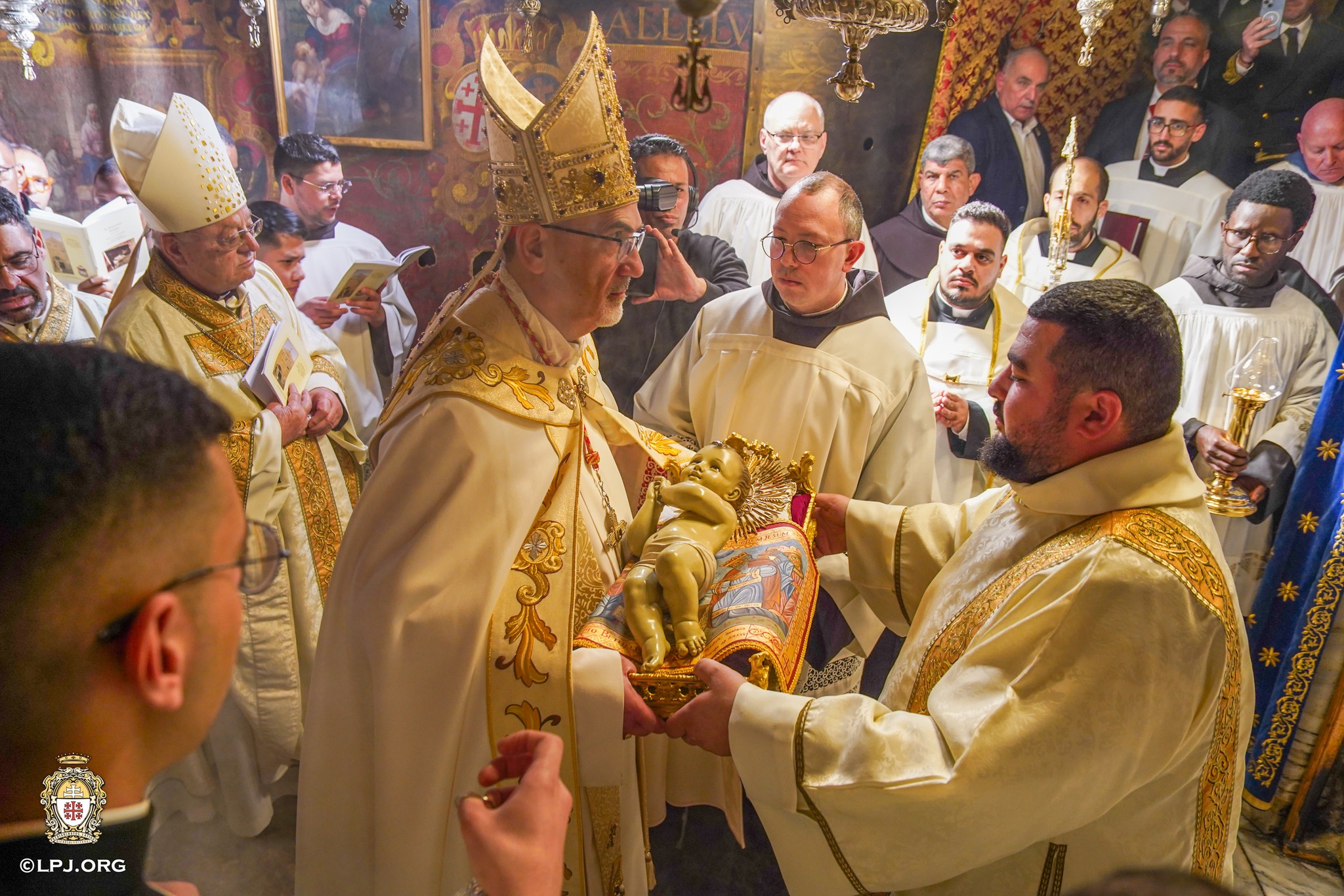 Il cardinale Pizzaballa guida le celebrazioni natalizie a Betlemme