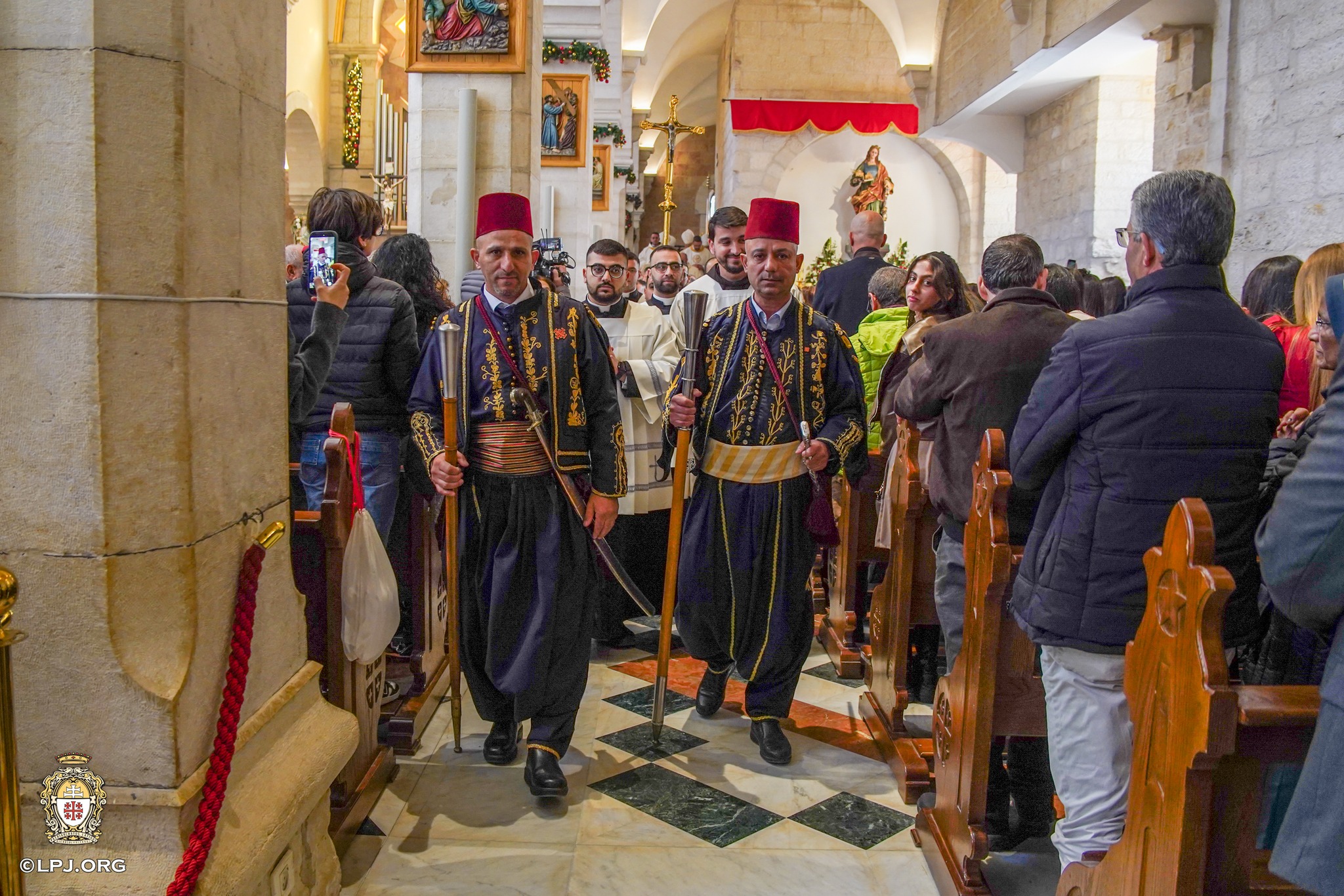 Il cardinale Pizzaballa guida le celebrazioni natalizie a Betlemme