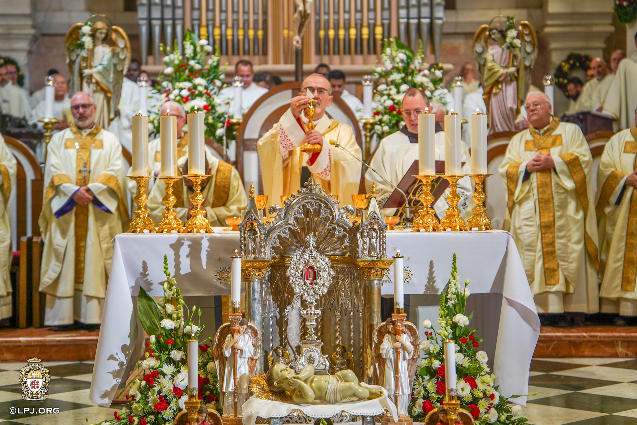 Il cardinale Pizzaballa guida le celebrazioni natalizie a Betlemme