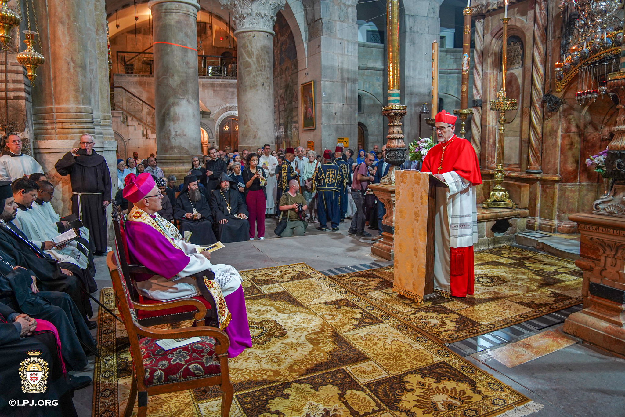 “Listen, Dialogue, Pray”: Official Entrance of the Apostolic Delegate to Jerusalem