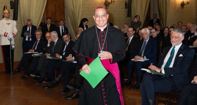 Msgr. Iyad Twal Receives the Antonio Feltrinelli Prize in Recognition of the Latin Patriarchate’s Humanitarian Mission in Gaza